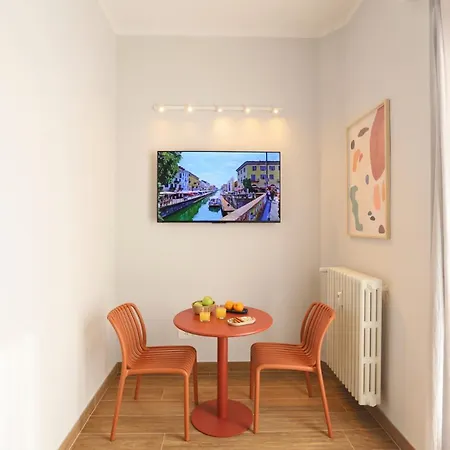 Apartment Mira Bloom - Metro 2 Passi - Duomo E Linate Direttamente - Ac - Balcone *
